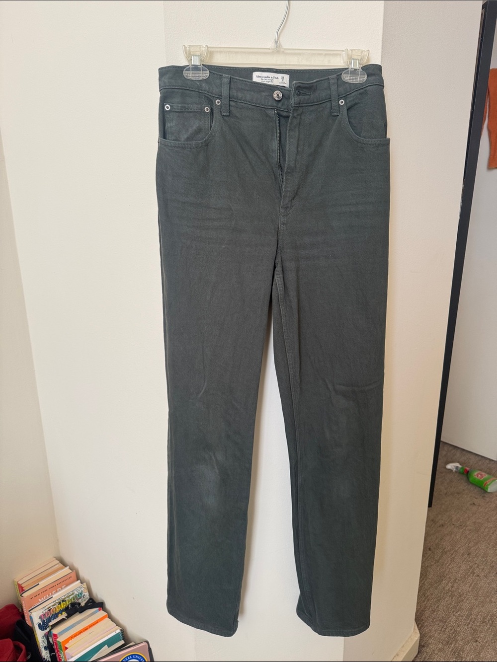 Abercrombie & Fitch Women's Straight-Leg Jeans in Dark Green